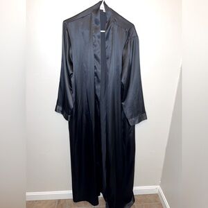 Victorias Secret Long Robe Women XS/S Tie Waist Black Polyester Lounge Sleep EUC